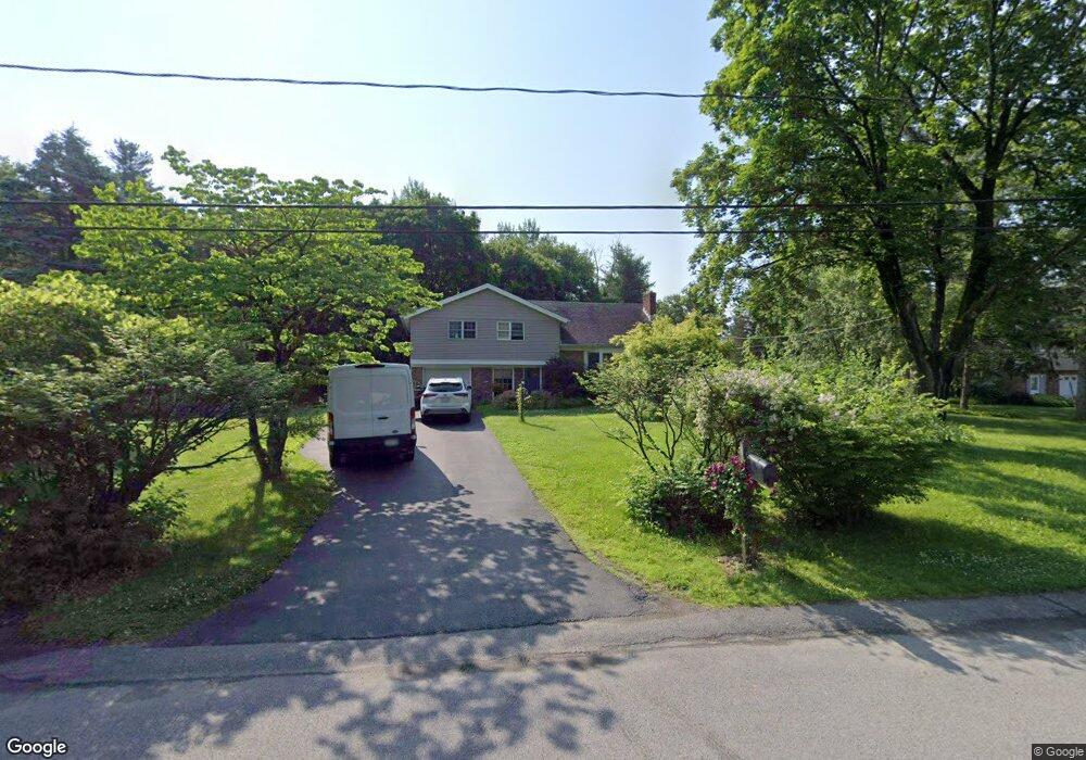 1026 Winne Rd, Schenectady, NY 12309 - photo 1