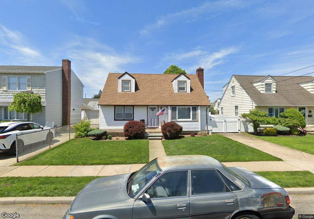 148 Rule St, Franklin Square, NY 11010 - photo 1