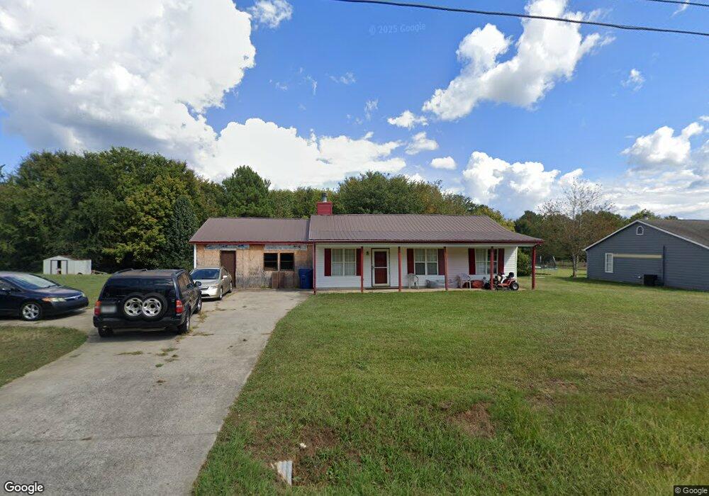 205 Shawn Ln, Chatsworth, GA 30705 - photo 1