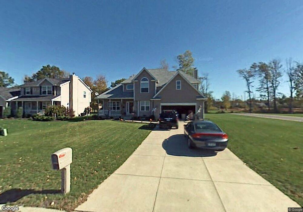 7333 Erica Ln, North Tonawanda, NY 14120 - photo 1