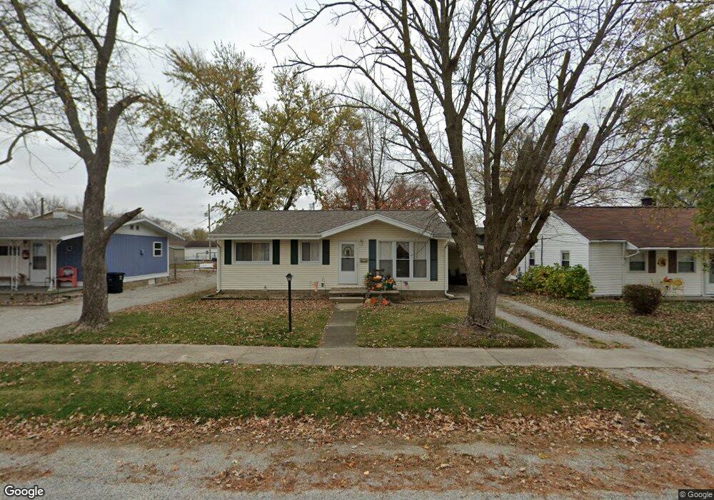 802 N Walnut St, Effingham, IL 62401 - photo 1