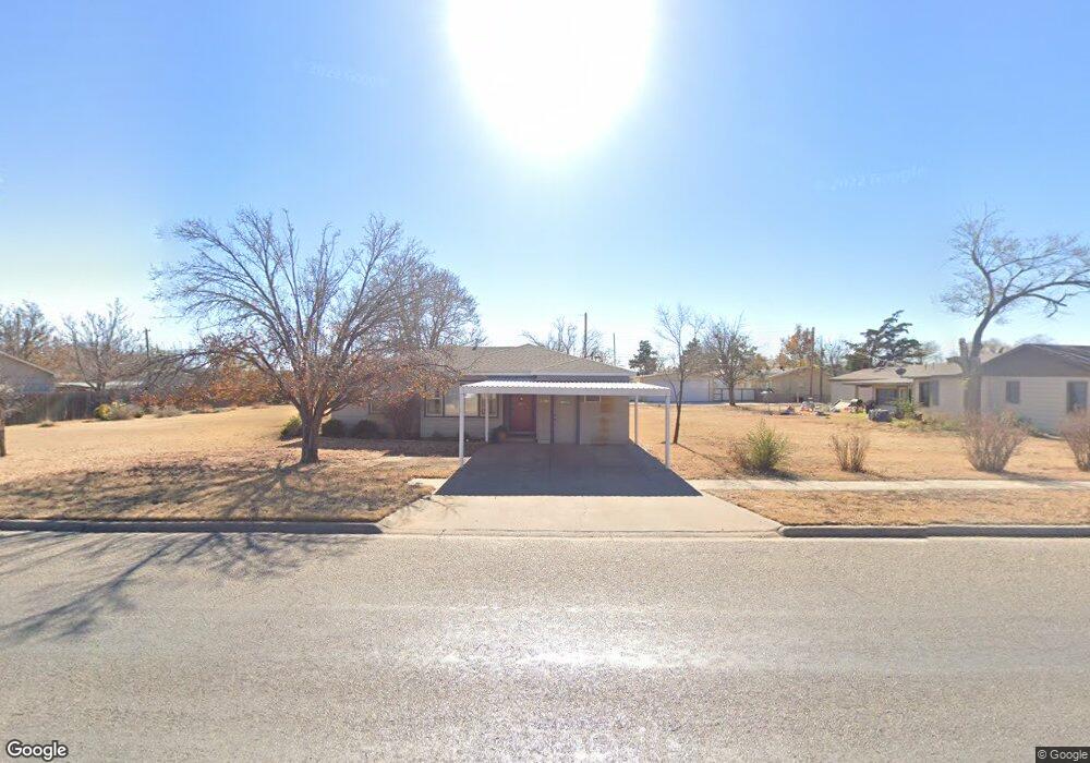 2507 W 11th St, Plainview, TX 79072 - photo 1