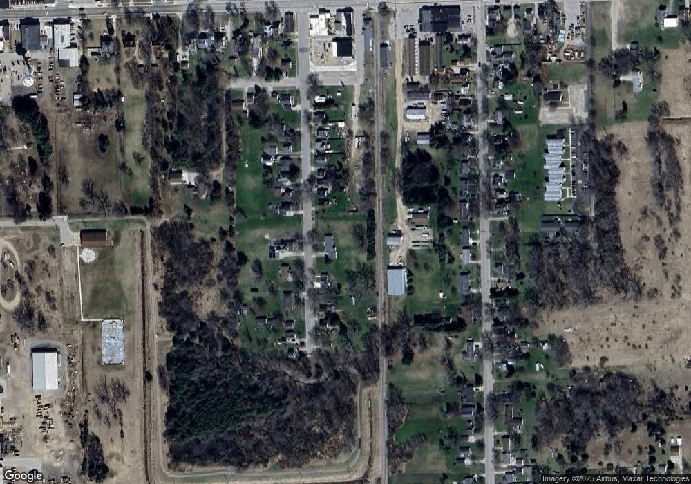 260 Buffalo St, Bad Axe, MI 48413 - photo 1