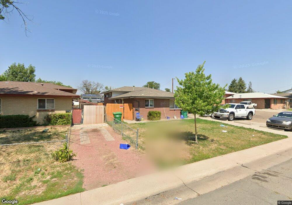 661 Fraser St, Aurora, CO 80011 - photo 1