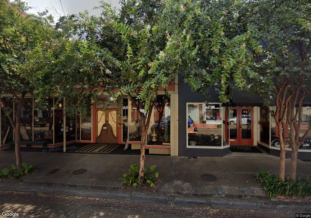 708 Franklin St, Natchez, MS 39120 - photo 1