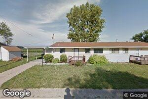 7215 SW Glencrest Dr, Topeka, KS 66619