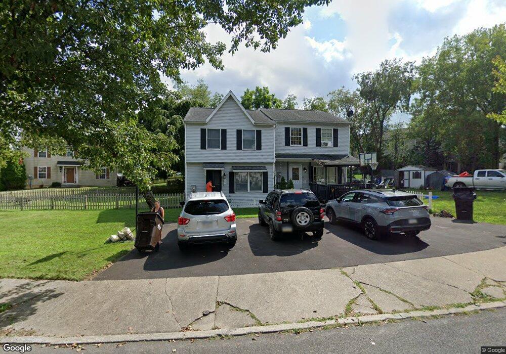 952 Ramblewood Ln, Freemansburg, PA 18017 - photo 1