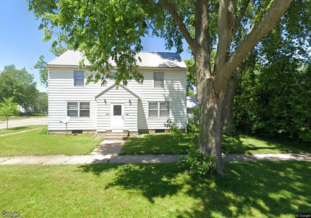 617 W 5th St unit 619, Cedar Falls, IA 50613 - photo 1