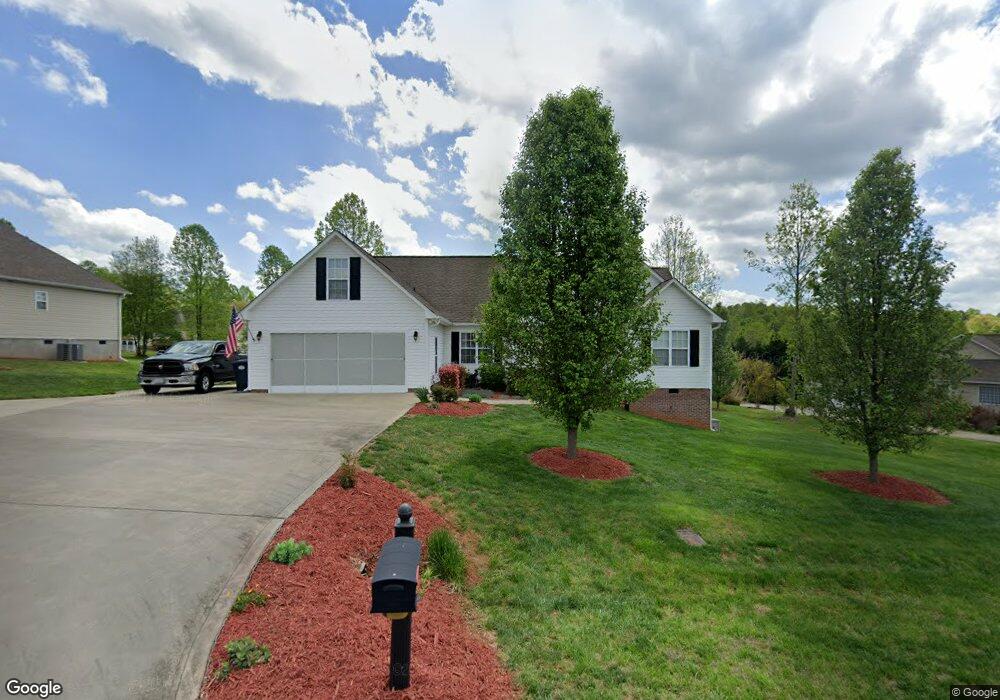 198 Sundance Cir, Statesville, NC 28625 - photo 1