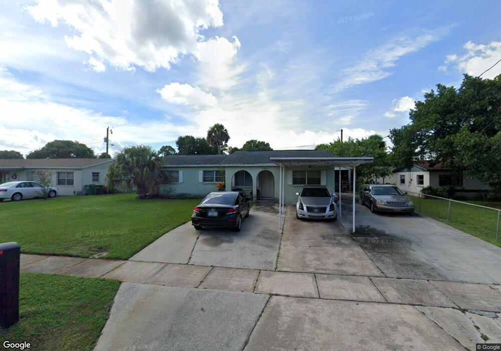 3911 Magnolia Ct, Cocoa, FL 32926 - photo 1