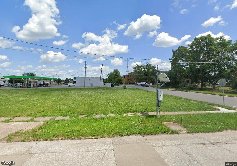 1801 N Ripley St, Davenport, IA 52803 - photo 1