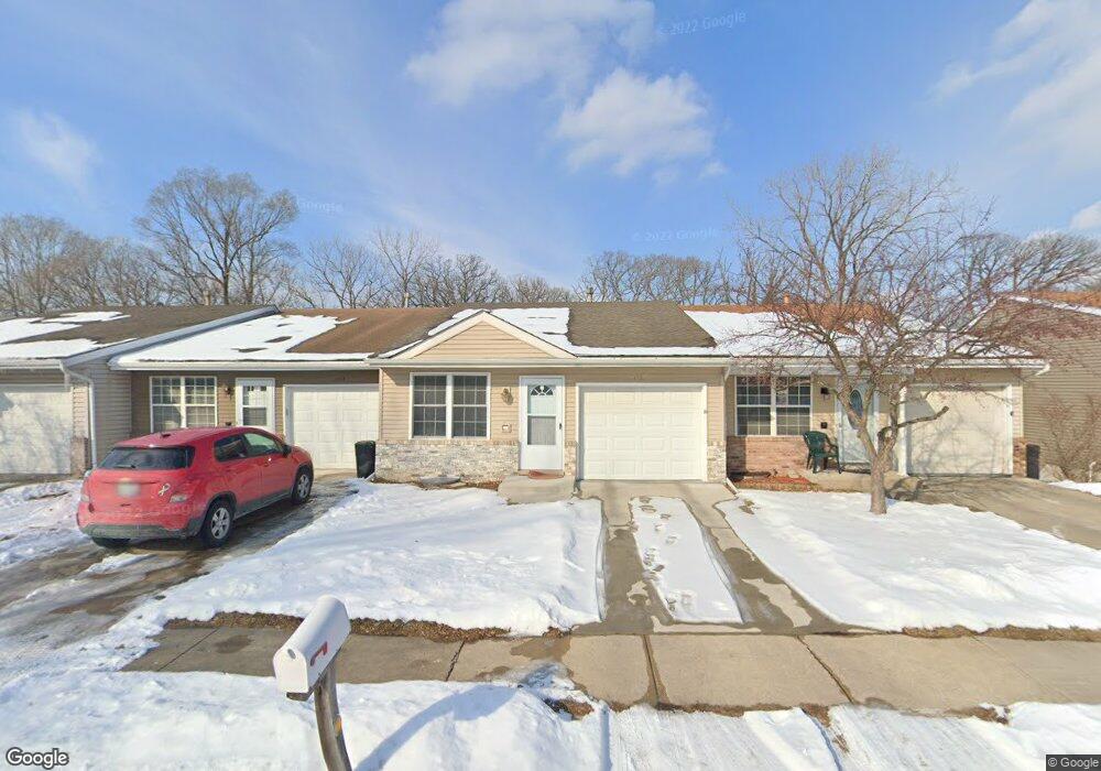 1110 Stratford Ln unit 1, Algonquin, IL 60102 - photo 1
