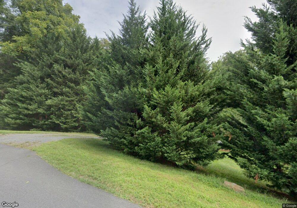 7808 Wellington Dr, Warrenton, VA 20186 - photo 1