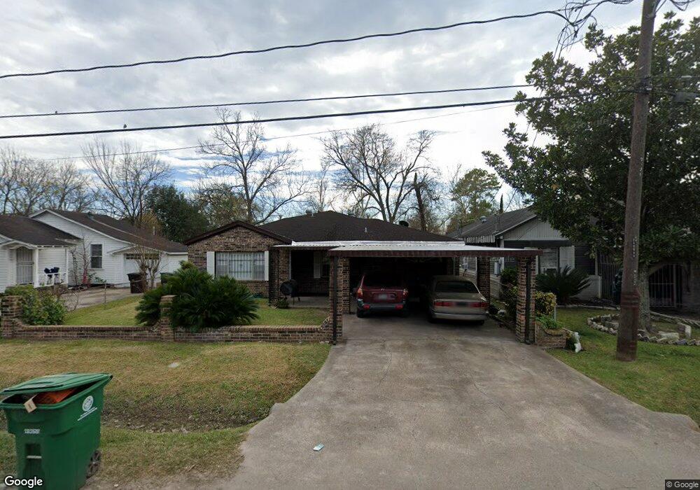 2908 Melbourne St, Houston, TX 77026 - photo 1