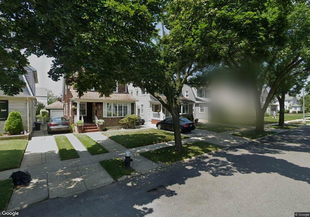 8718 252nd St, Bellerose, NY 11426 - photo 1