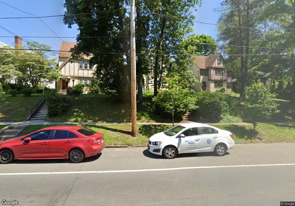 405 Fountain St unit 3, New Haven, CT 06515 - photo 1