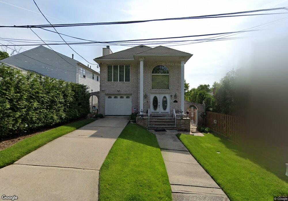 1161 Richmond Hill Rd, Staten Island, NY 10306 - photo 1