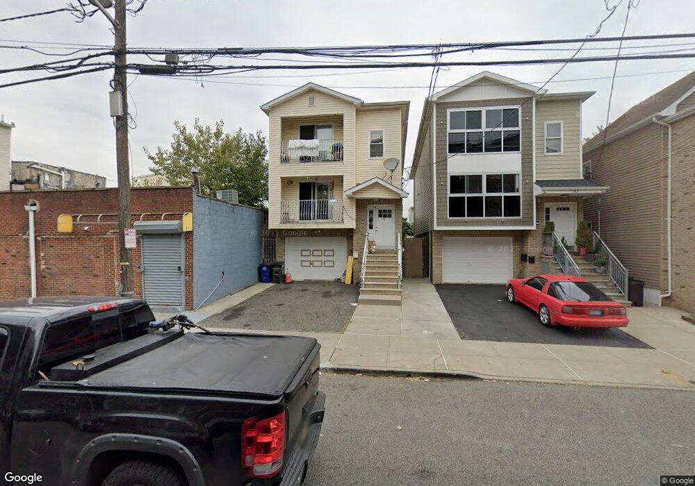 155 Pine St, Elizabethport, NJ 07206 - photo 1