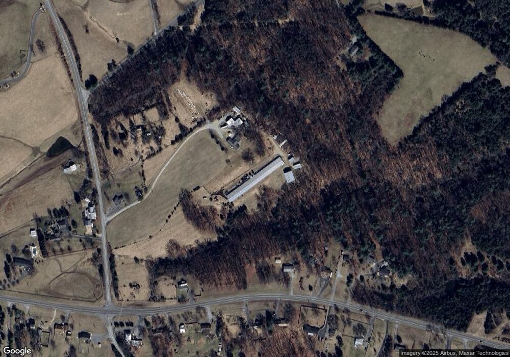 840 Indian Mound Rd, Staunton, VA 24401 - photo 1