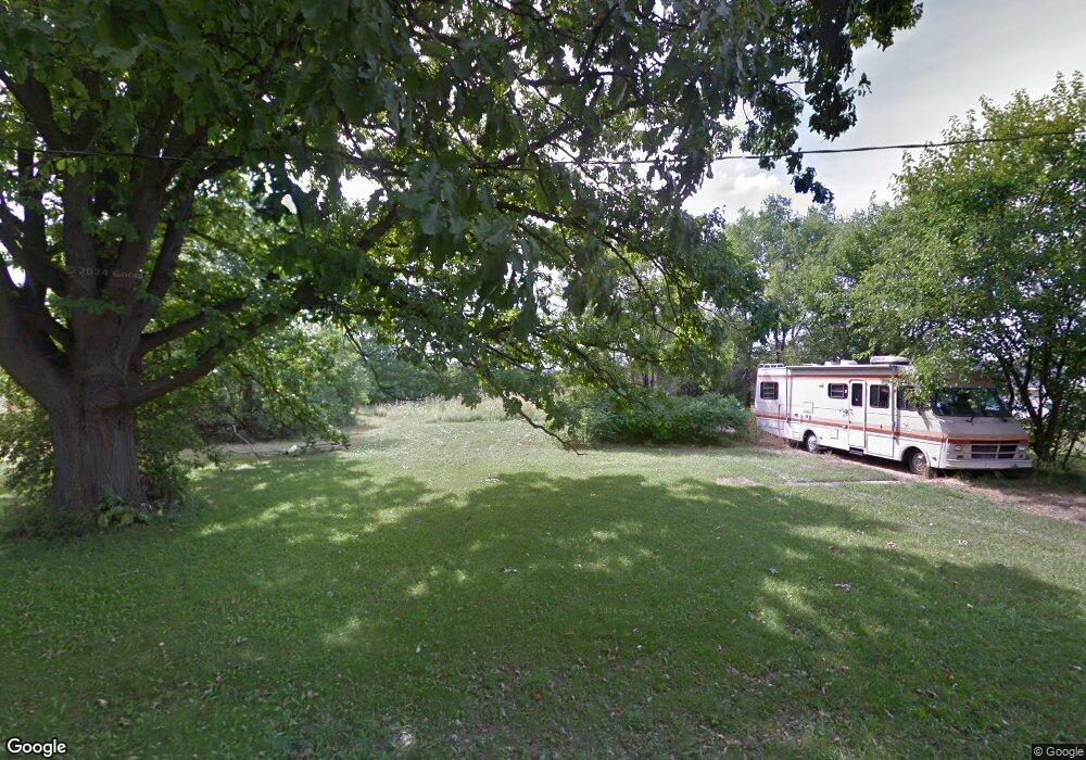 1055 Butler Rd, Saginaw, MI 48601 - photo 1