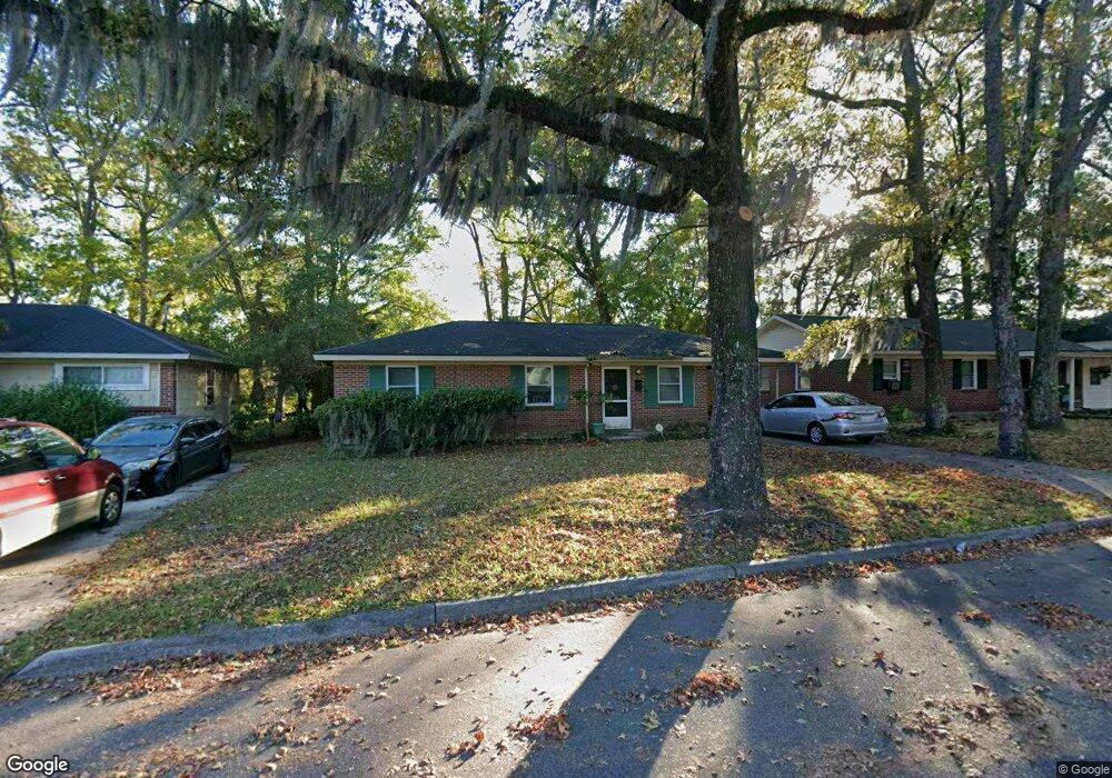 2433 E 39th St, Savannah, GA 31404 - photo 1