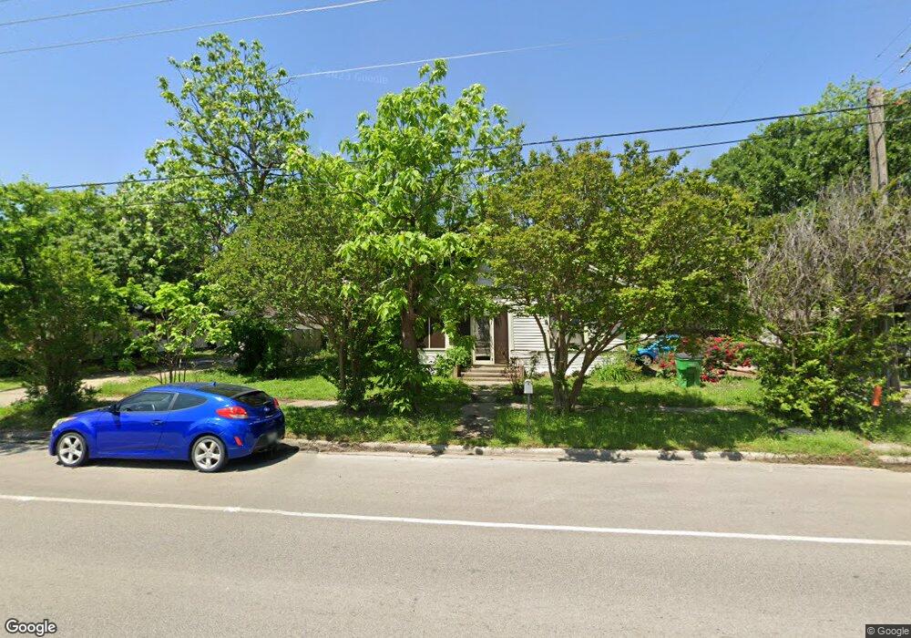 403 S Grand Ave, Gainesville, TX 76240 - photo 1