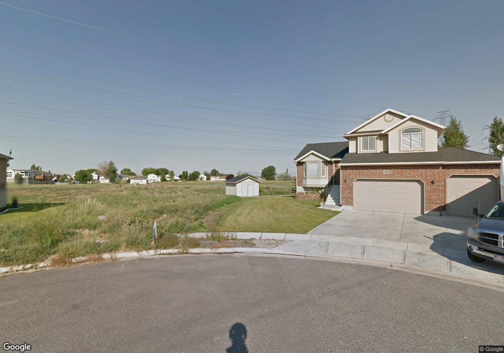 4755 S 3200 W unit 8, Roy, UT 84067 - photo 1