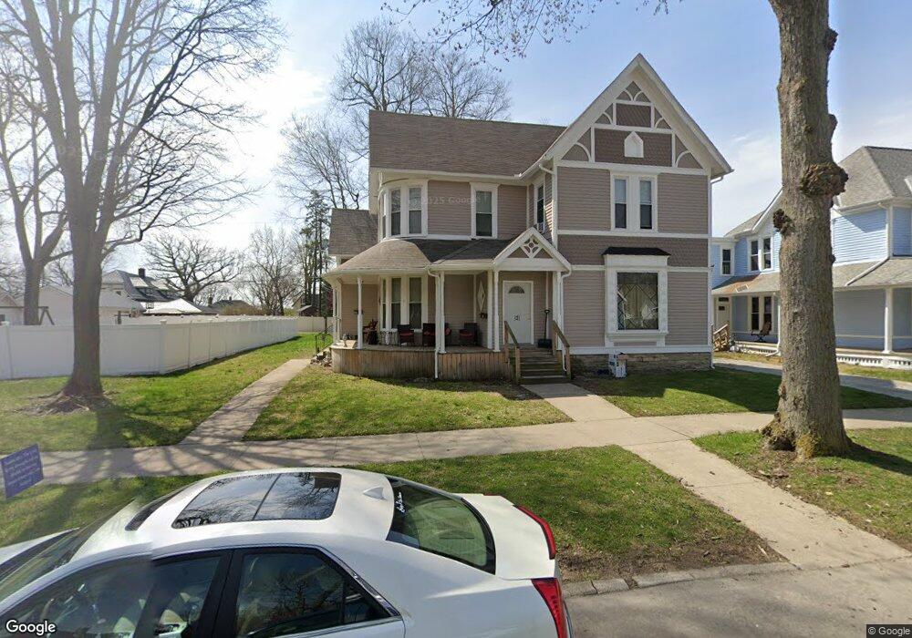 541 W Hill St, Wabash, IN 46992 - photo 1