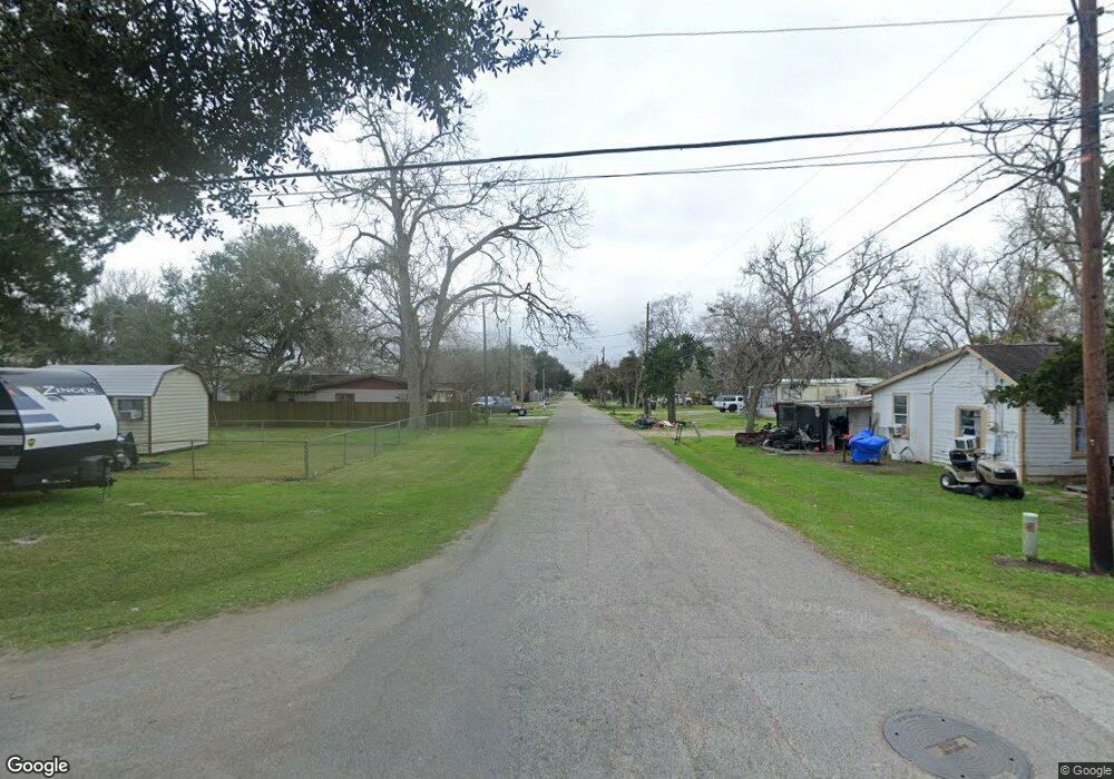 000 7th St, Alvin, TX 77511 - photo 1