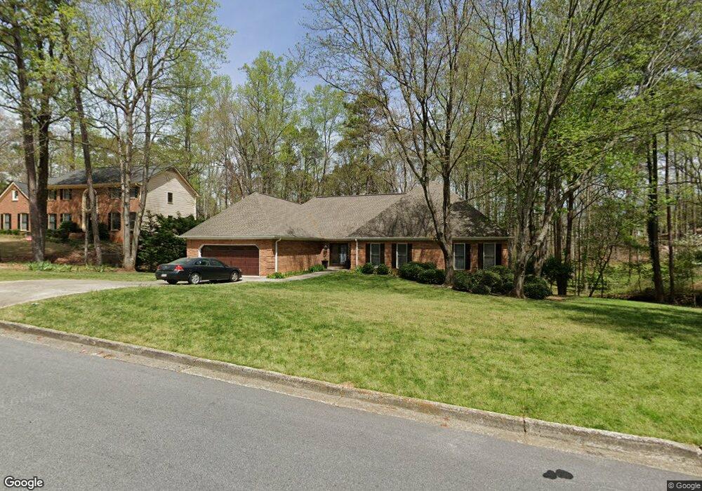 2310 Roxburgh Dr, Roswell, GA 30076 - photo 1