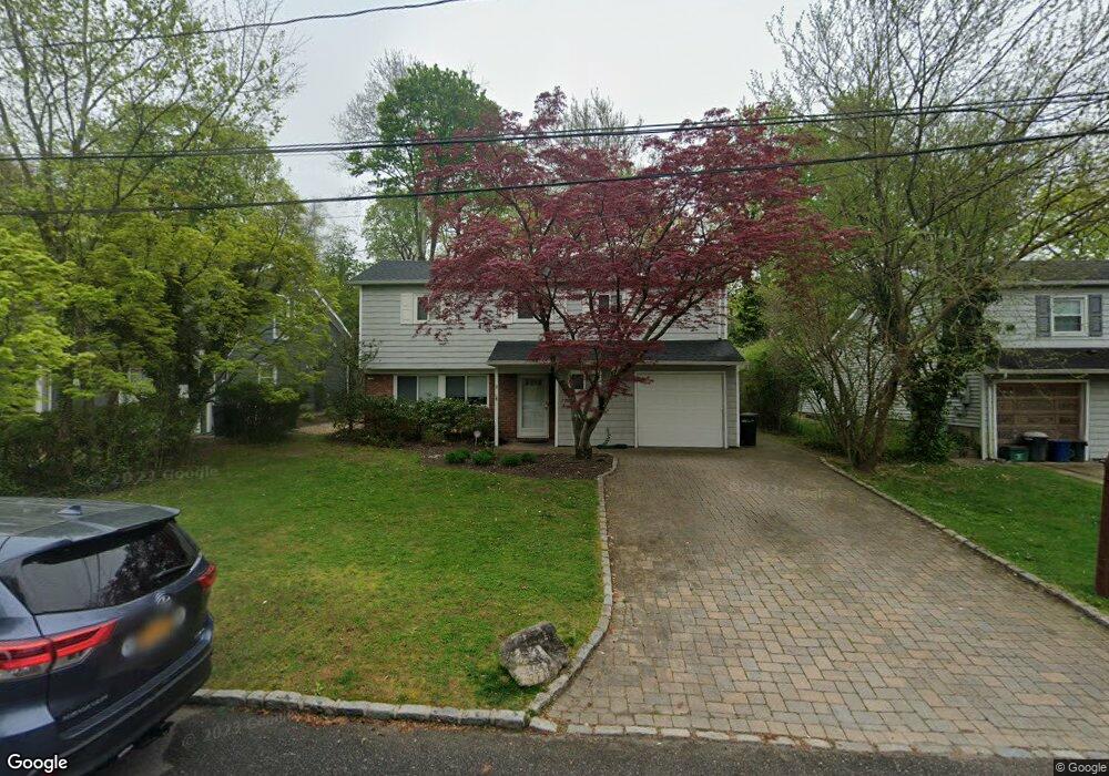 18 Anchorage Rd, Port Washington, NY 11050 - photo 1