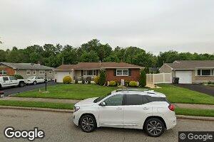 239 Rosewood Ln, Port Reading, NJ 07064
