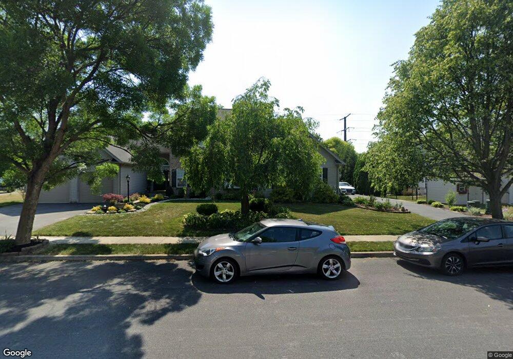 2213 Woodridge Dr, Macungie, PA 18062 - photo 1