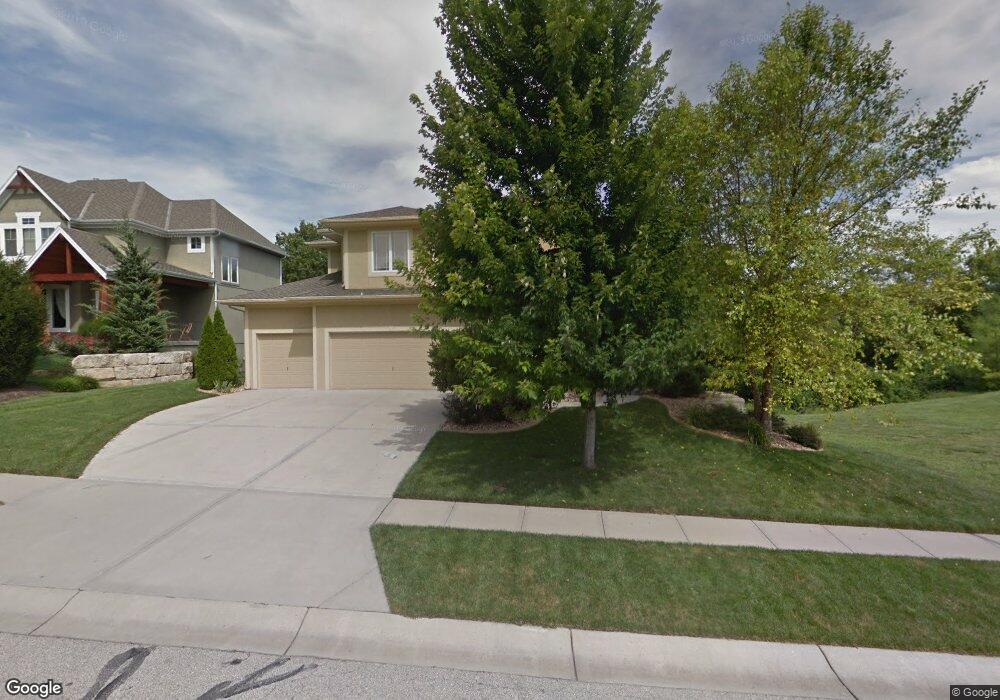 7007 Meadowlark Ln, Shawnee, KS 66226 - photo 1