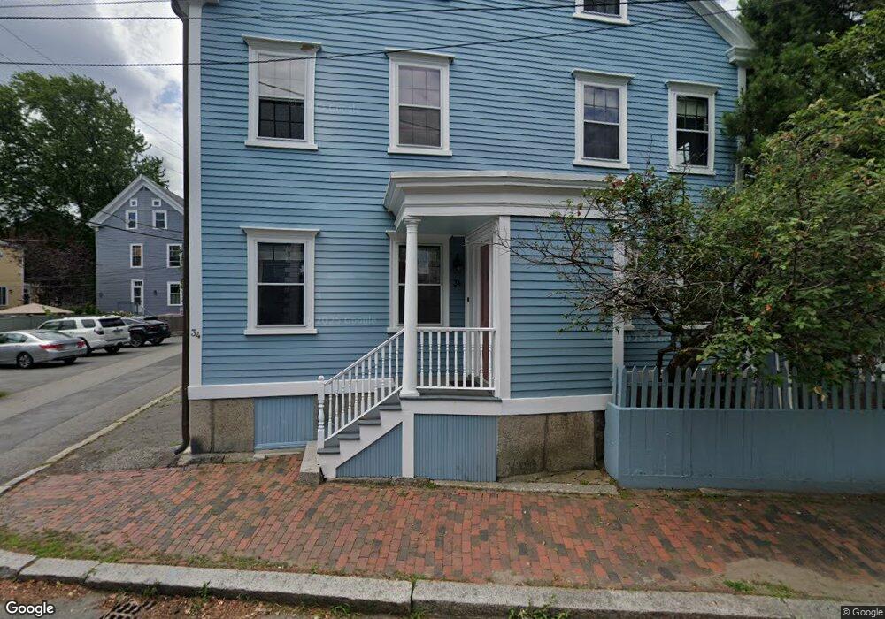 34 Pleasant St unit 2, Salem, MA 01970 - photo 1