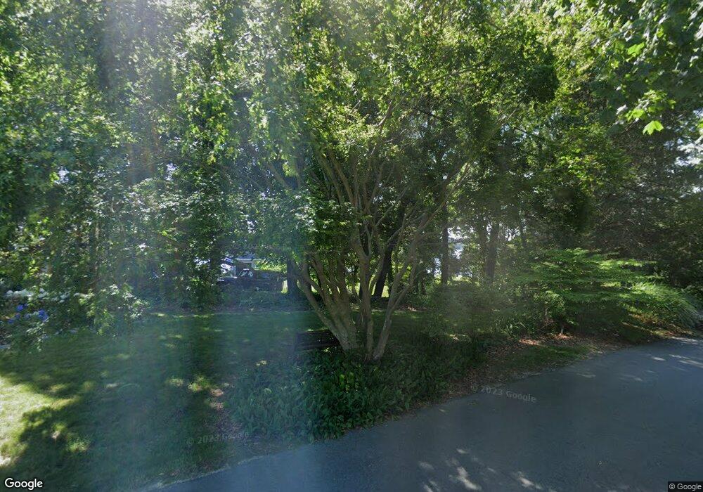 5 Touisset Rd, Warren, RI 02885 - photo 1