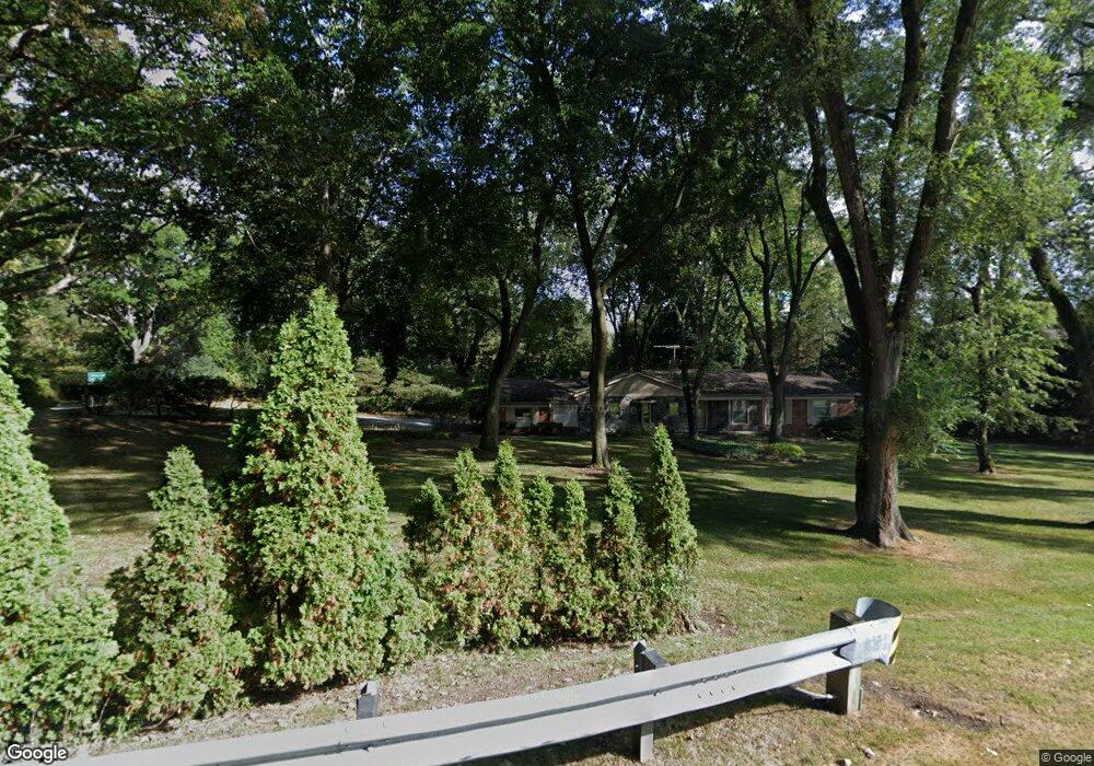 32950 Romsey Rd, Franklin, MI 48025 - photo 1