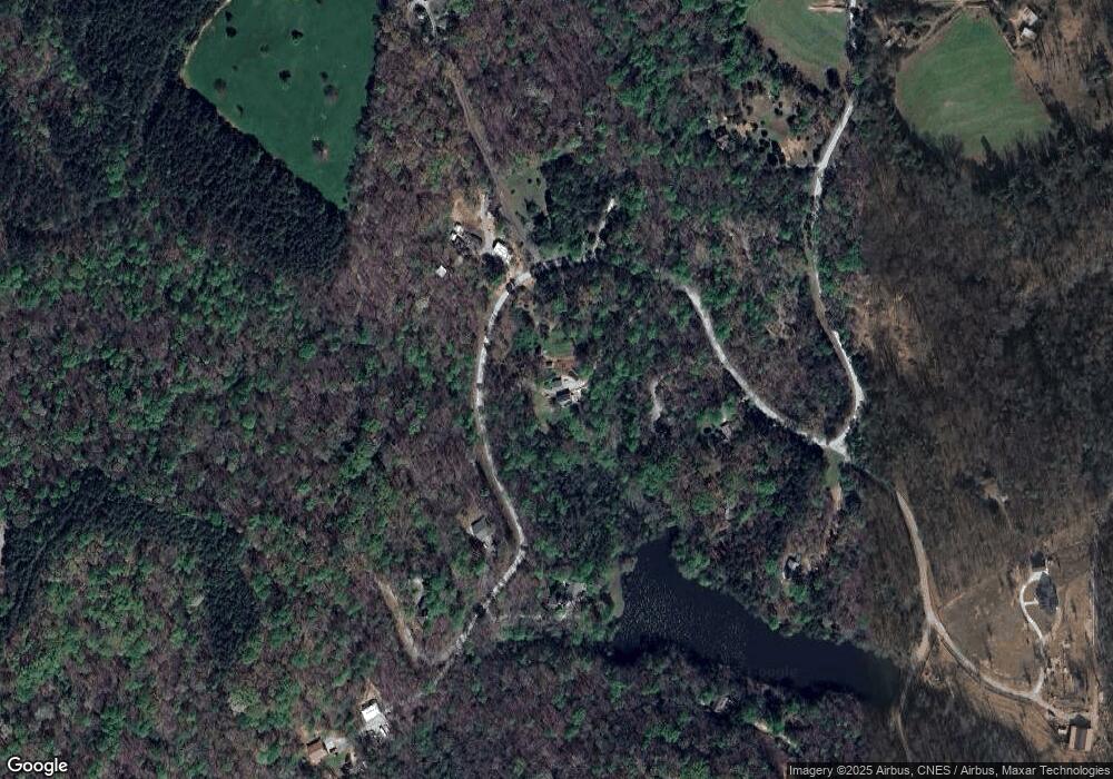 304 Lakeview Dr, Baldwin, GA 30511 - photo 1