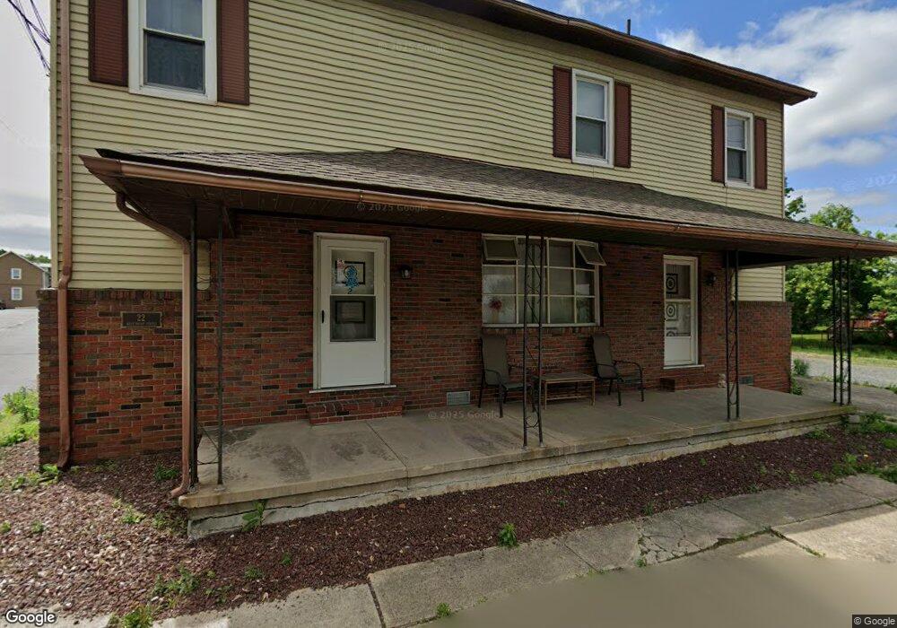 22 Front St unit 1, Alburtis, PA 18011 - photo 1