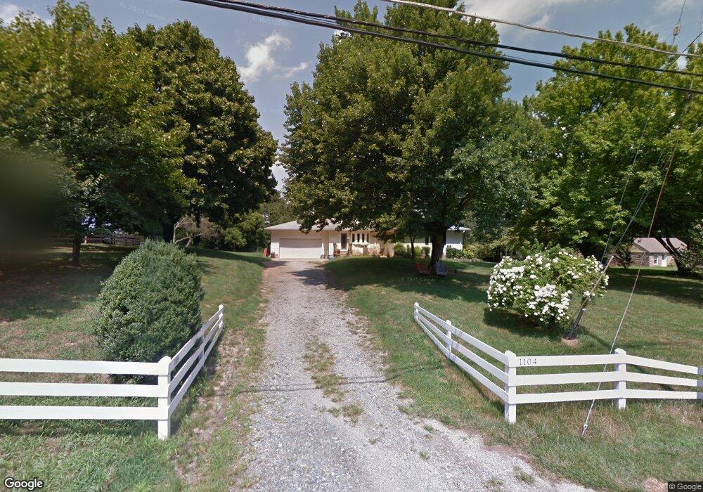 1104 Cockeys Mill Rd, Reisterstown, MD 21136 - photo 1