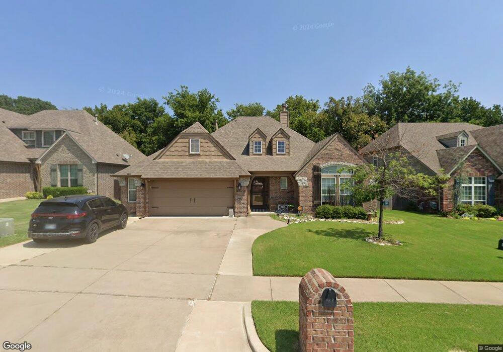 5915 S 15th Place, Broken Arrow, OK 74011 - photo 1