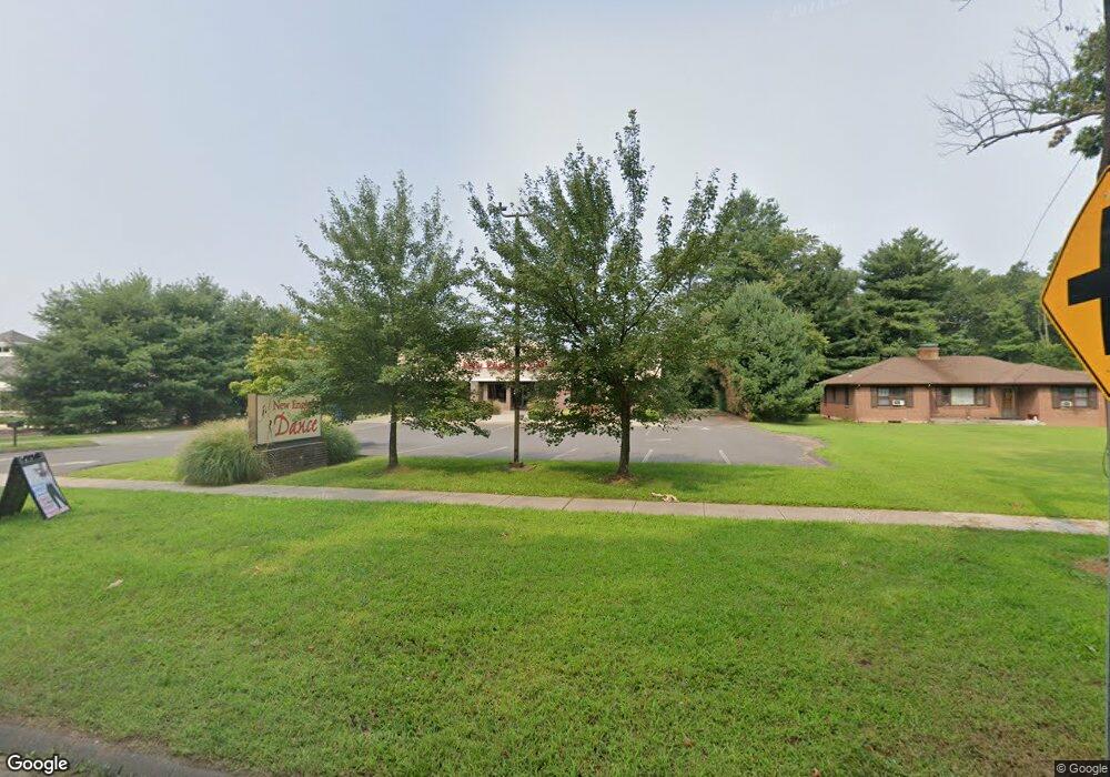 241 Shunpike Rd, Cromwell, CT 06416 - photo 1