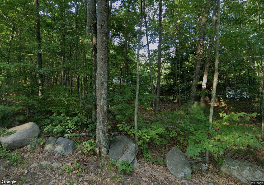 32 Wilson Rd, Londonderry, NH 03053 - photo 1