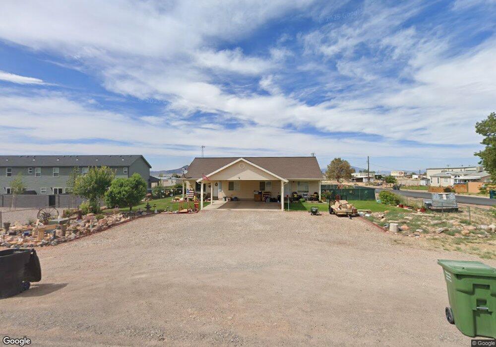 592 W 400 N 1&2, Parowan, UT 84761 - photo 1