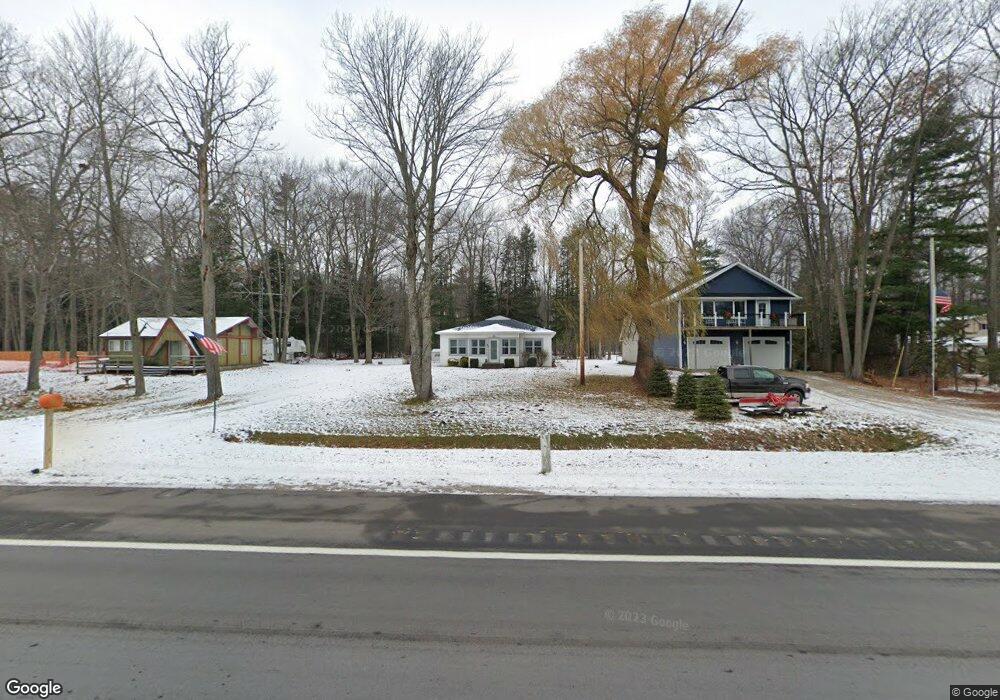 51 N Huron Rd, Au Gres, MI 48703 - photo 1