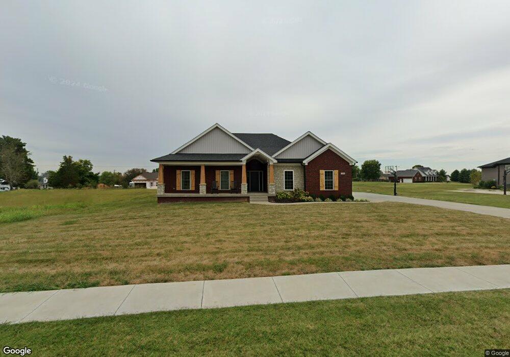 199 Sunray Dr, Shepherdsville, KY 40165 - photo 1