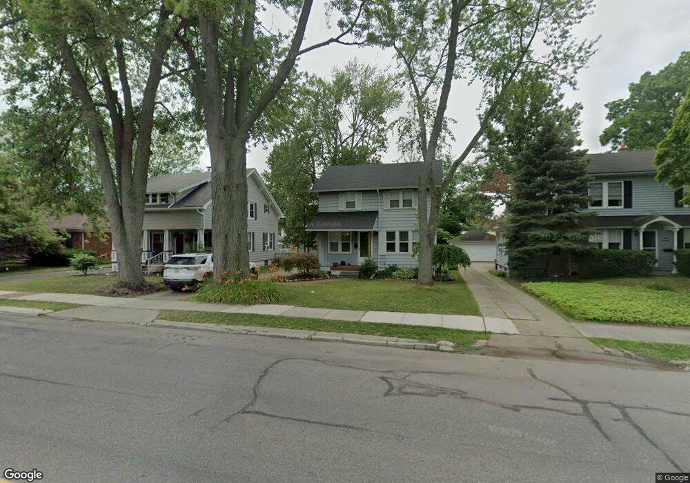 315 Moross Rd, Grosse Pointe Farms, MI 48236 - photo 1