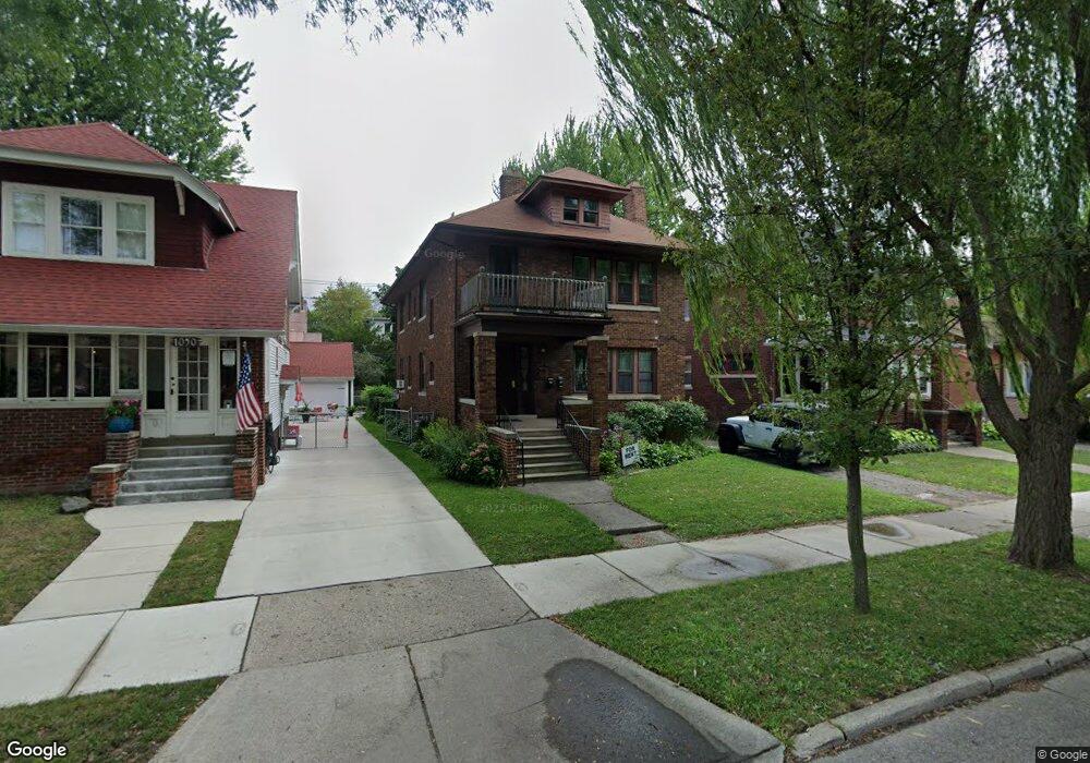 1044 Beaconsfield Ave unit 46, Grosse Pointe Park, MI 48230 - photo 1