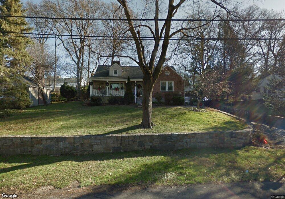 24 Meyer Place, Riverside, CT 06878 - photo 1