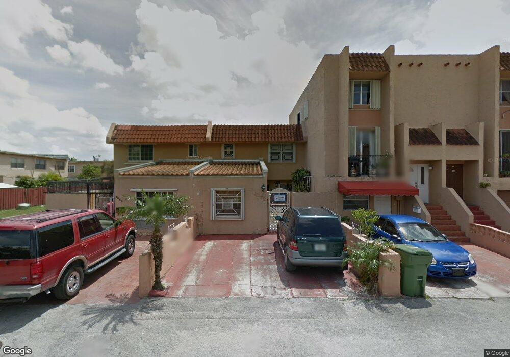 1072 W 44th St unit 80, Hialeah, FL 33012 - photo 1